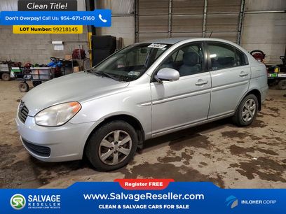Used 2010 Hyundai Accent GLS w/ Premium Pkg 4