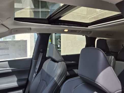 New 2026 INFINITI QX60 Luxe w/ Cargo Package image 7