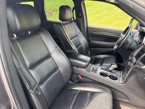 Used 2018 Jeep Grand Cherokee Limited w/ Trailer Tow Group IV image 11