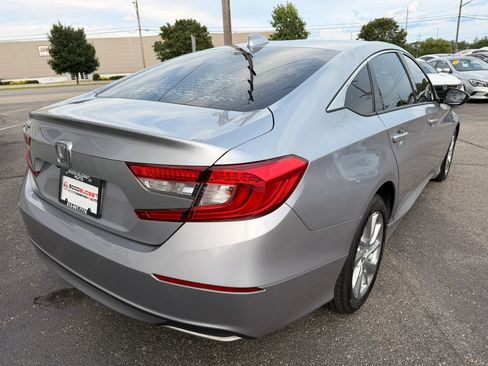 Used 2018 Honda Accord LX image 5
