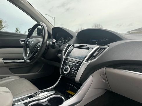 Used 2018 Acura TLX V6 w/ Advance Package image 25