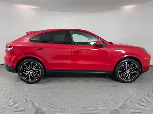 Certified 2026 Porsche Cayenne Coupe AWD/4WD image 8