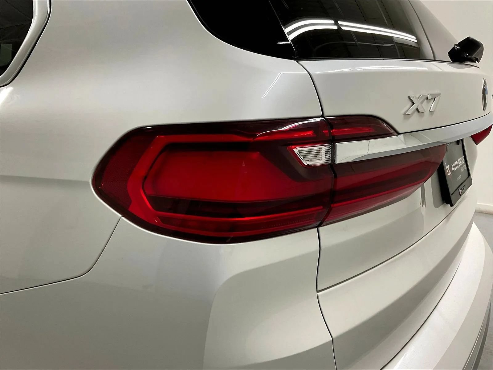 Used 2022 BMW X7 xDrive40i w/ Premium Package AWD/4WD image 34