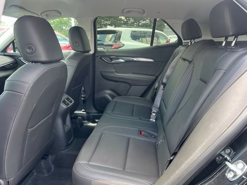 Used 2025 Buick Envision Preferred AWD/4WD image 19