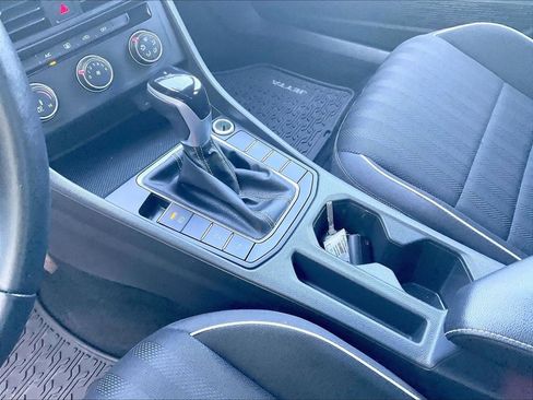 Certified 2023 Volkswagen Jetta Sport FWD image 20