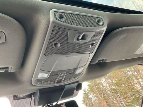 Used 2018 Ford F150 Lariat w/ Equipment Group 502A Luxury image 31