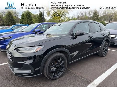 Used 2024 Honda HR-V Sport image 1