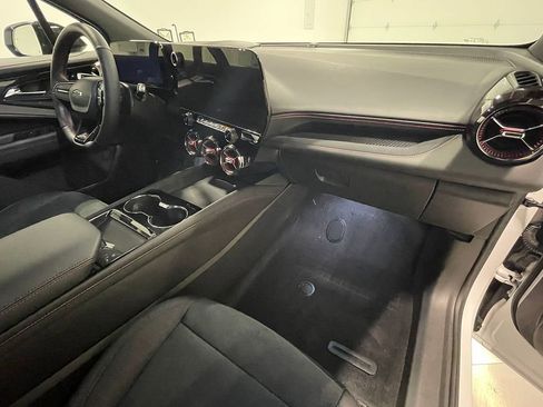 Used 2024 Chevrolet Blazer EV RS image 26