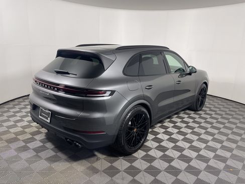 Used 2026 Porsche Cayenne S AWD/4WD image 7