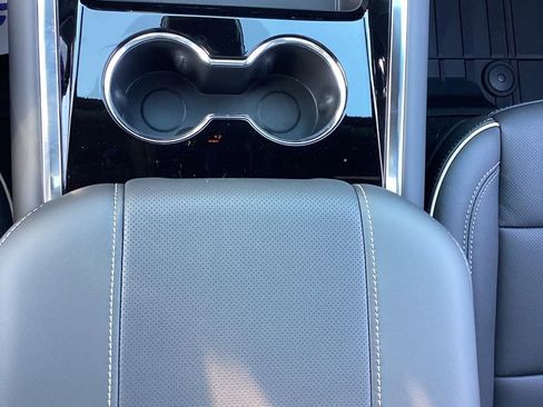 New 2026 Chevrolet Suburban Premier image 25