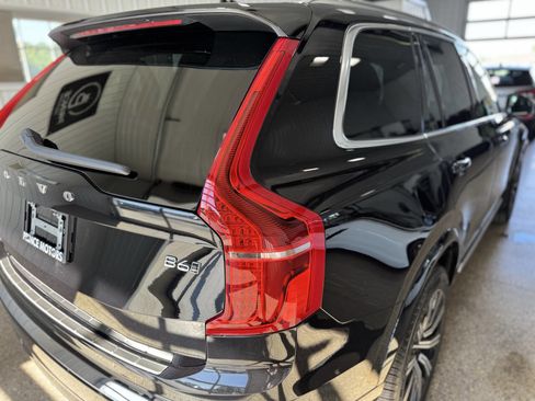 Used 2024 Volvo XC90 B6 Core w/ Protection Package Premier image 14