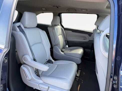 Used 2021 Honda Odyssey EX-L image 18