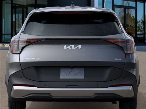 New 2026 Kia Sportage LX FWD image 13