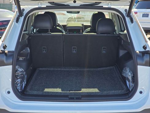 New 2026 Volkswagen Tiguan SE AWD/4WD image 14