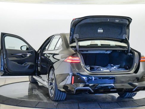 New 2026 BMW i5 eDrive40 w/ M Sport Package image 27