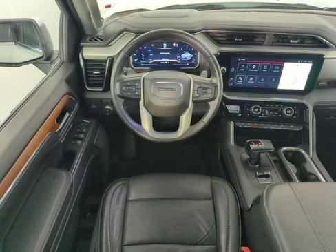Used 2023 GMC Sierra 1500 Denali AWD/4WD image 13