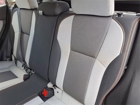 Used 2022 Subaru Crosstrek 2.0i Premium w/ Moonroof Package image 10