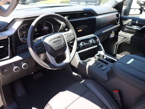 New 2026 GMC Sierra 3500 Denali w/ Denali Reserve Package AWD/4WD image 12