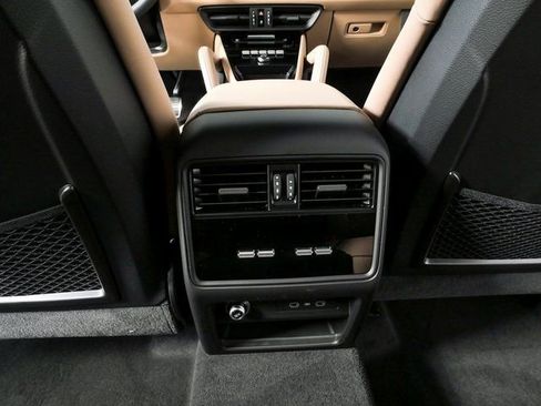 New 2026 Porsche Cayenne S image 21
