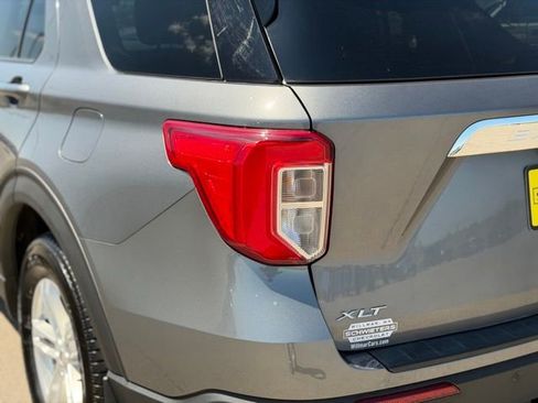 Used 2021 Ford Explorer XLT w/ Class III Trailer Tow Package AWD/4WD image 8