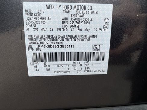 Used 2016 Ford Explorer XLT w/ Equipment Group 202A AWD/4WD image 35