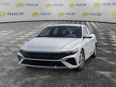 New 2026 Hyundai Elantra SE FWD image 6
