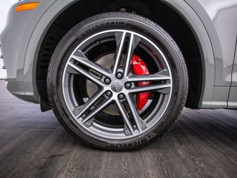 Used 2020 Audi SQ5 Premium Plus w/ Premium Plus Package image 44