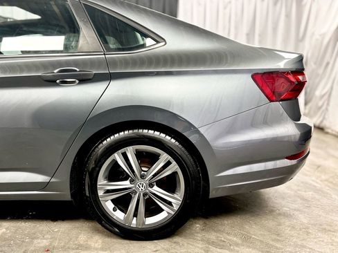 Used 2020 Volkswagen Jetta R-Line image 10