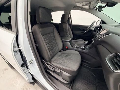 Certified 2024 Chevrolet Equinox LT w/ LPO, Floor Liner Package image 26
