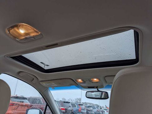 Used 2016 Subaru Legacy 2.5i Limited image 21