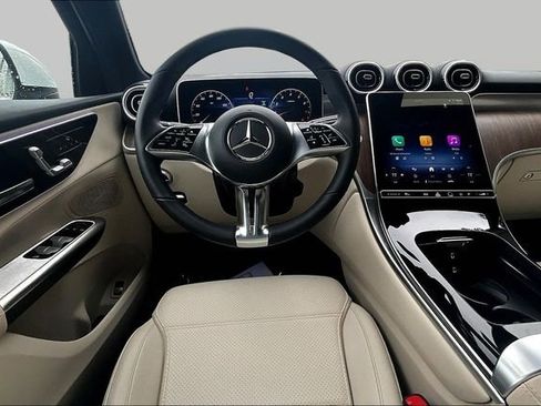 Certified 2026 Mercedes-Benz GLC 300 4MATIC image 11