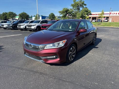 Used 2016 Honda Accord EX-L image 8