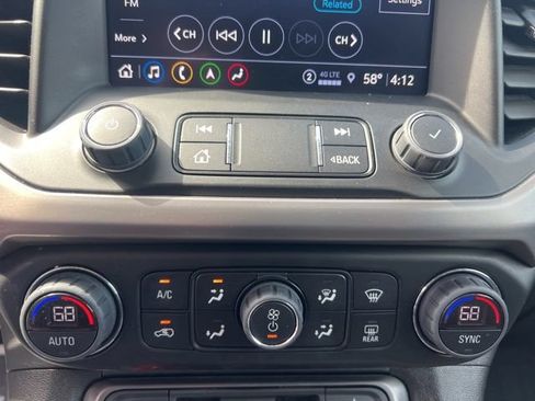Used 2023 GMC Acadia AT4 w/ Technology Package AWD/4WD image 31