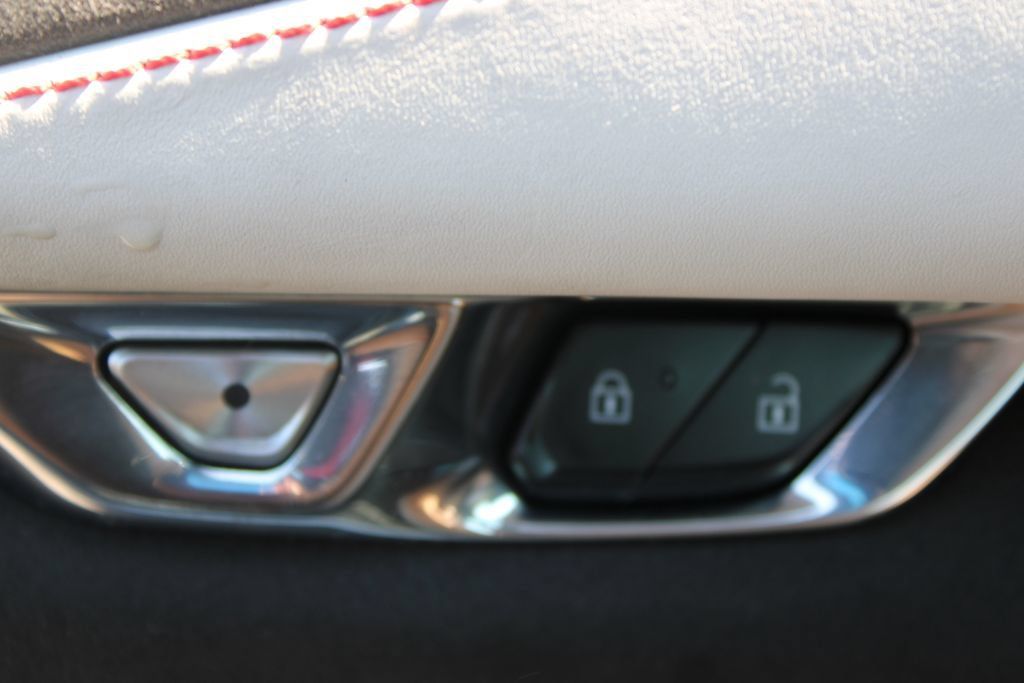 Used 2023 Chevrolet Corvette Stingray Premium Cpe w/ Z51 Performance Package RWD image 47