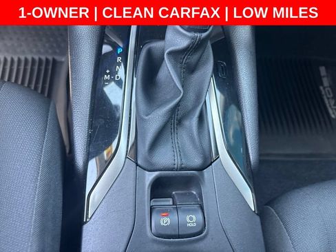 Used 2025 Toyota Corolla Cross LE FWD image 25