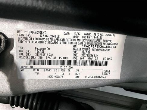 Used 2017 Ford Focus SE image 32