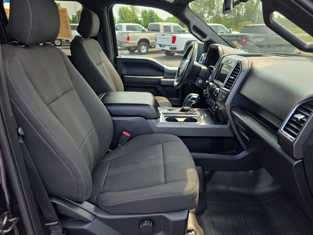 Used 2016 Ford F150 XLT w/ Equipment Group 301A Mid AWD/4WD image 27
