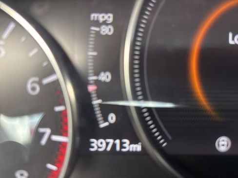 Used 2023 MAZDA MAZDA3 s FWD image 11