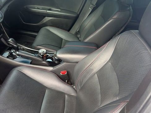 Used 2017 Honda Accord Sport Special Edition image 4