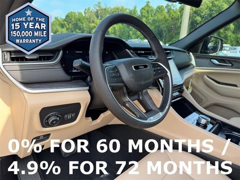 New 2025 Jeep Grand Cherokee L Limited w/ Black Appearance Package image 37