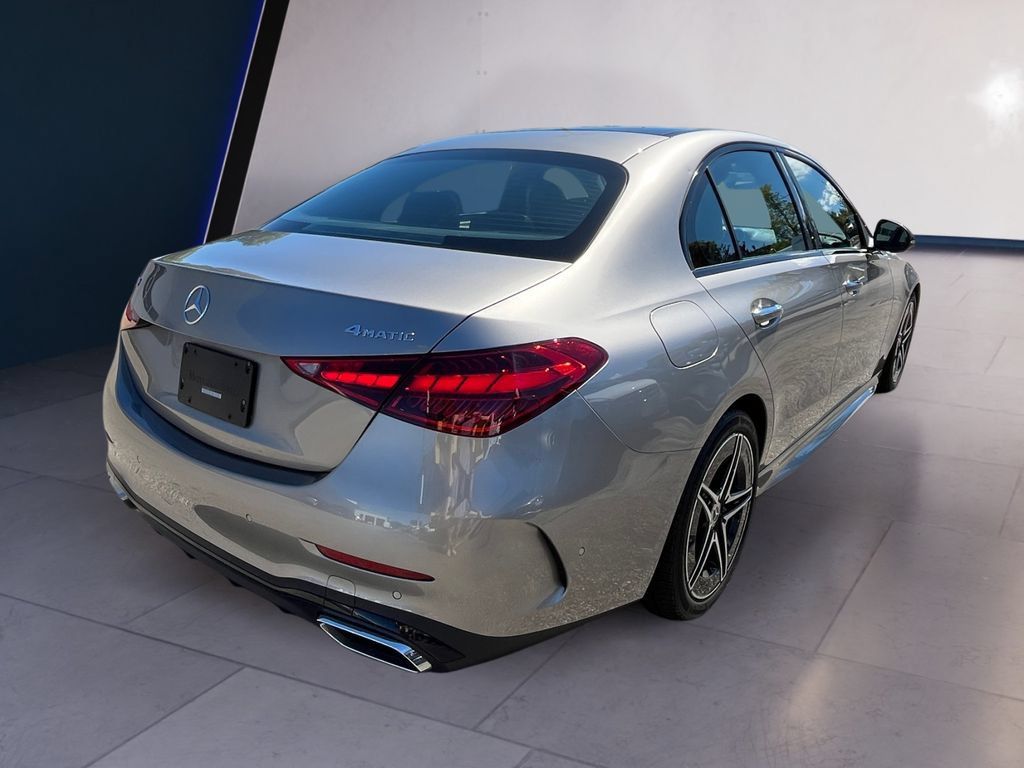 Used 2023 Mercedes-Benz C 300 4MATIC Sedan image 5