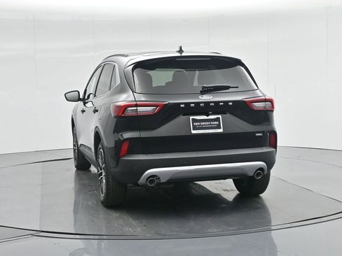 New 2025 Ford Escape SE image 27