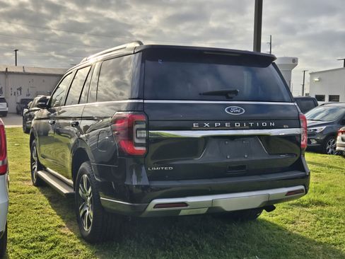 Certified 2024 Ford Expedition Limited image 6