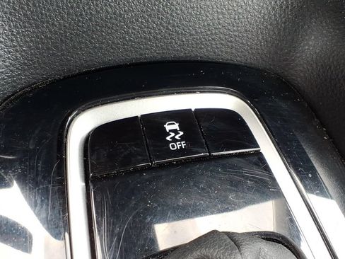 Used 2024 Toyota Corolla LE FWD image 17