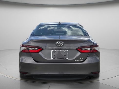 Used 2022 Toyota Camry LE FWD image 6