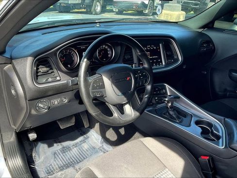 Used 2019 Dodge Challenger R/T Scat Pack RWD image 19