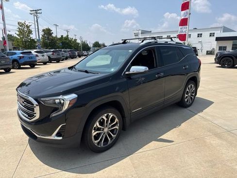 Certified 2019 GMC Terrain SLT w/ Preferred Package AWD/4WD image 4