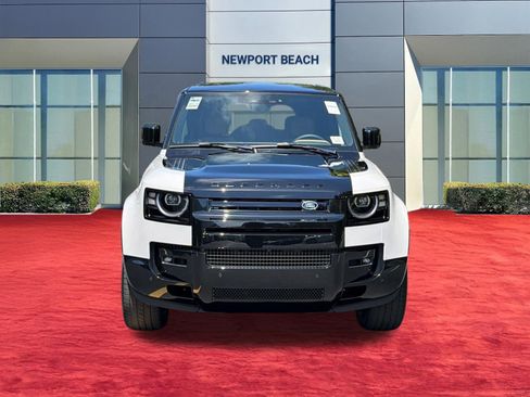 New 2026 Land Rover Defender 110 X AWD/4WD image 6