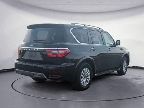 Used 2024 Nissan Armada SV image 5