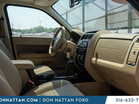 Used 2011 Ford Escape Limited w/ 302A Rapid Spec Order Code FWD image 23